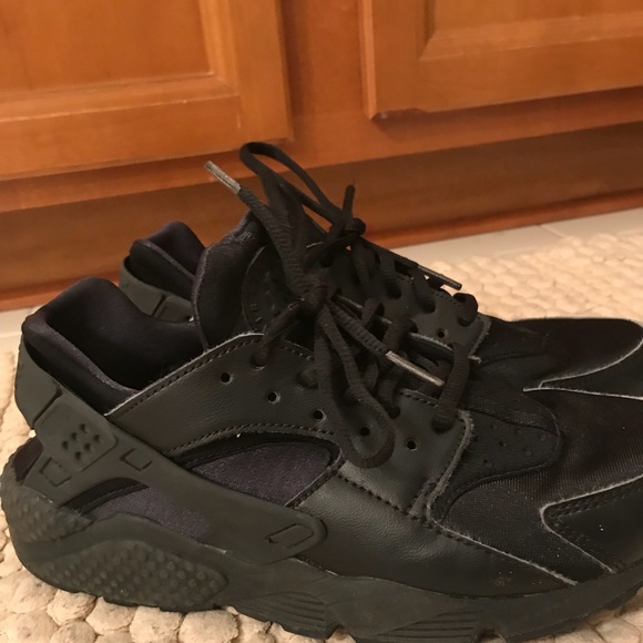 Nike Air Huaraches Nike Air Huaraches